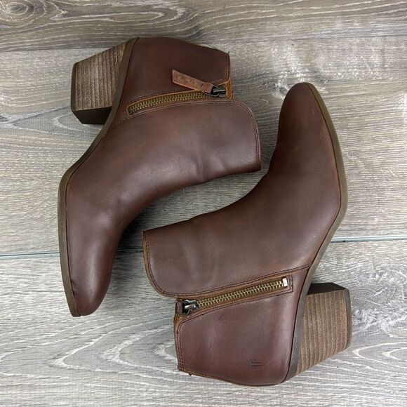 Frye Judith Double Zip Wheat Tan Leather Women’s Sz 9.5M Heeled Ankle Boots - Picture 9 of 11